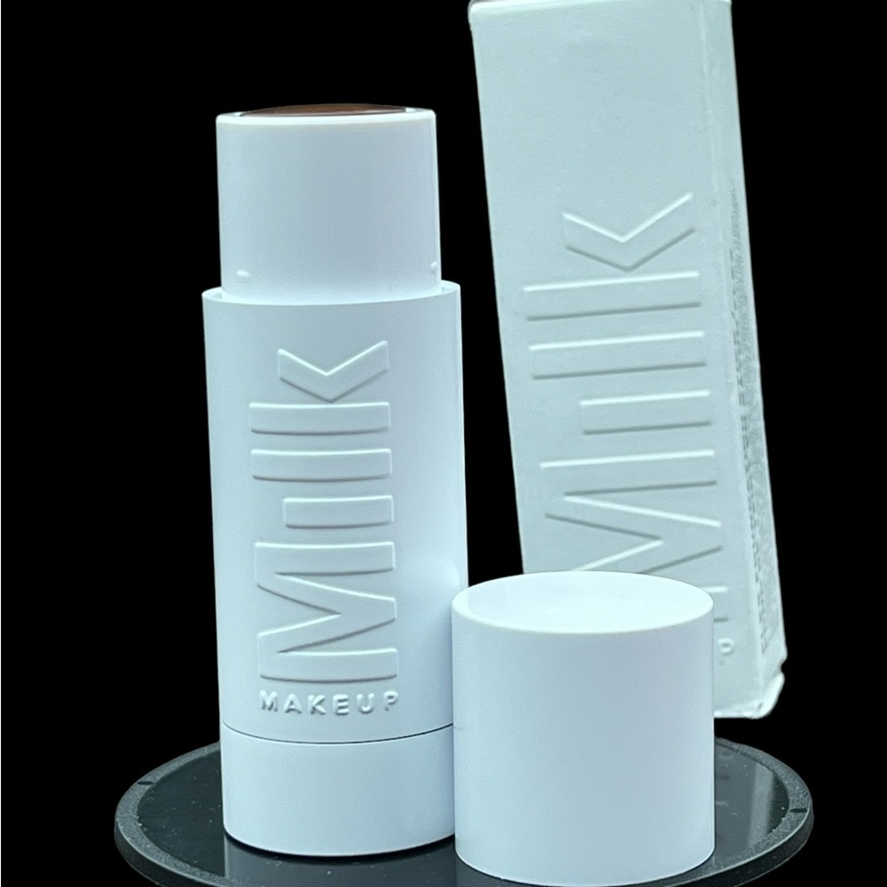 Milk Makeup Flex Foundation Stick Shell Medium Coverage Natural Look Ble… - Picture 8 of 12